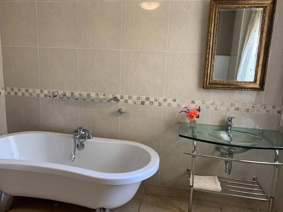 Mountain Rose Guesthouse Louis Trichardt Εξωτερικό φωτογραφία