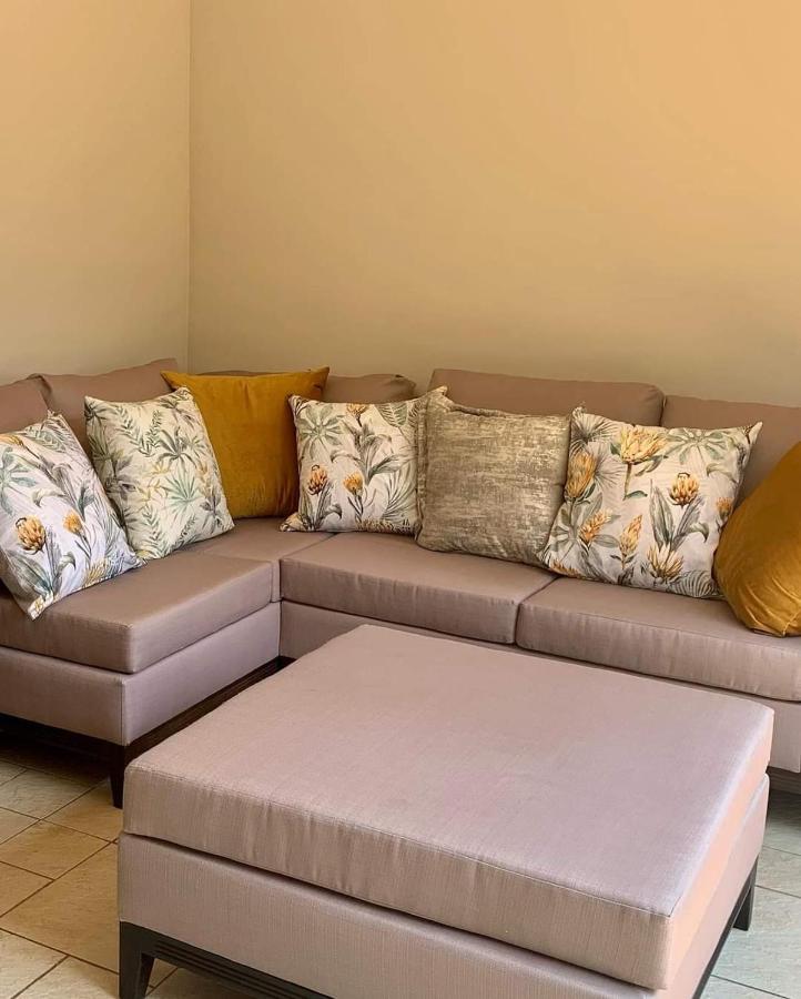Mountain Rose Guesthouse Louis Trichardt Εξωτερικό φωτογραφία