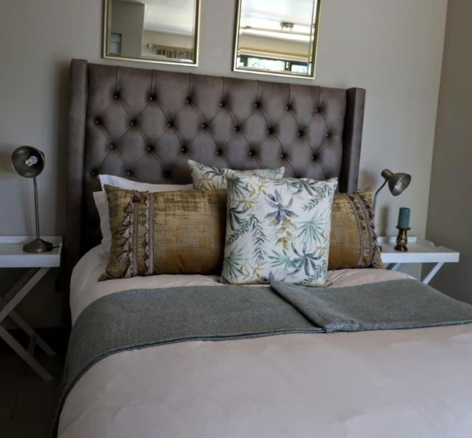 Mountain Rose Guesthouse Louis Trichardt Εξωτερικό φωτογραφία